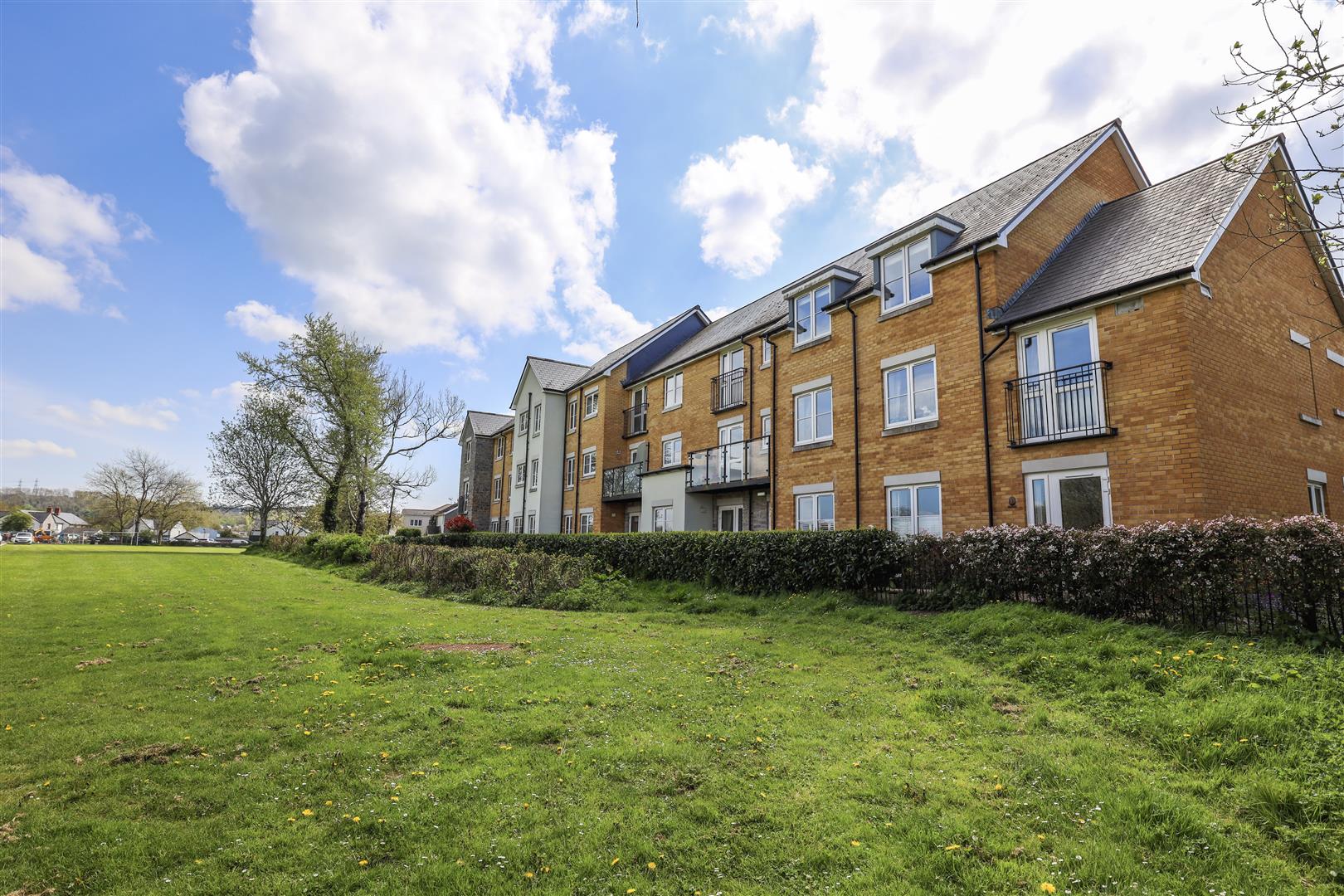 31 De Clare Lodge, Westgate, Cowbridge, Vale Of Glamorgan, CF71 7FR